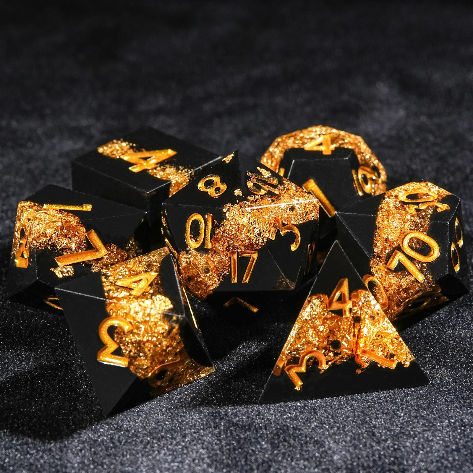 7pcs DND Dice Resin Black Gold – обзор и цена Desk Setup Black