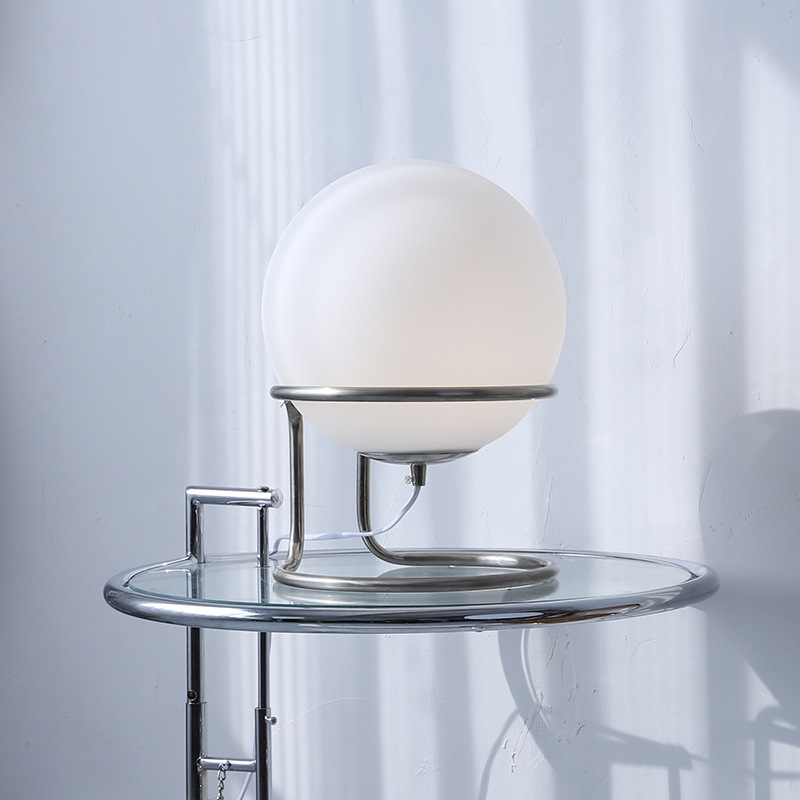 Minimalism Bauhaus White Glass – обзор и цена Desk Setup White